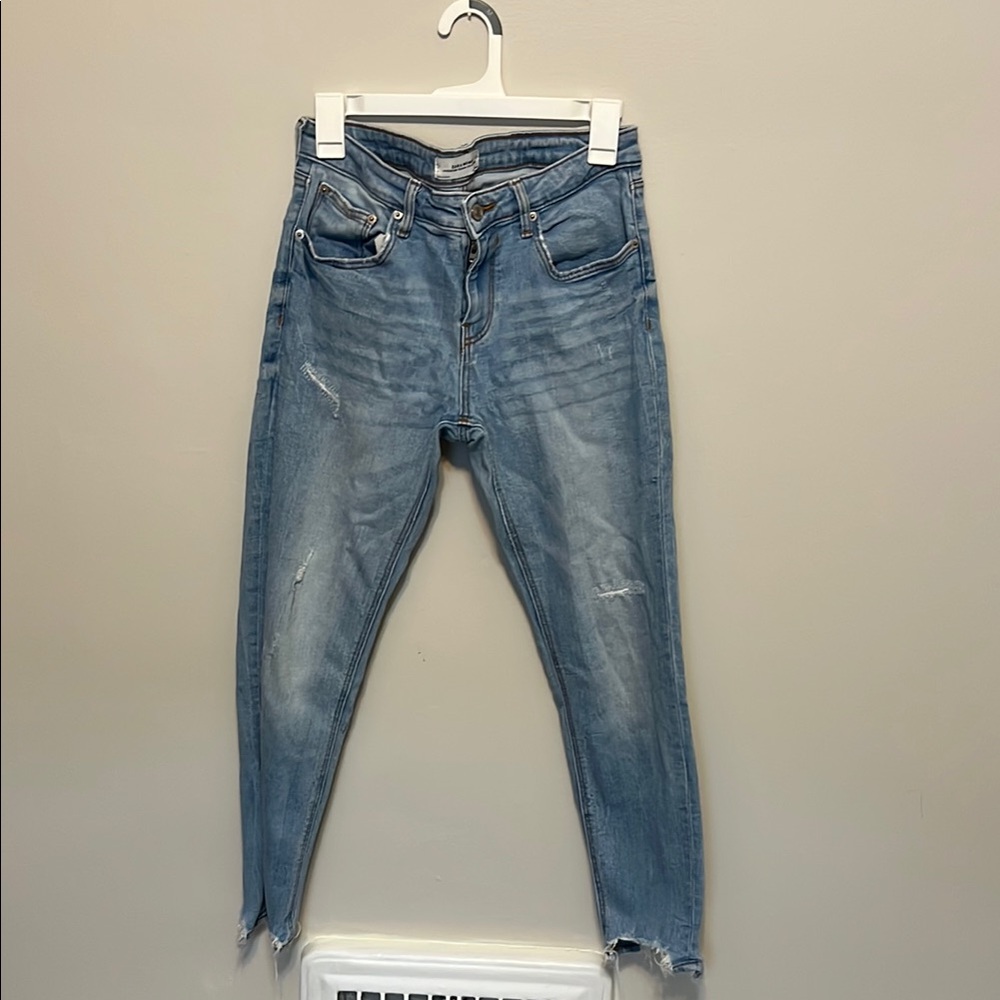 Zara Blue Ankle Cropped Jeans with Distressed Hem
